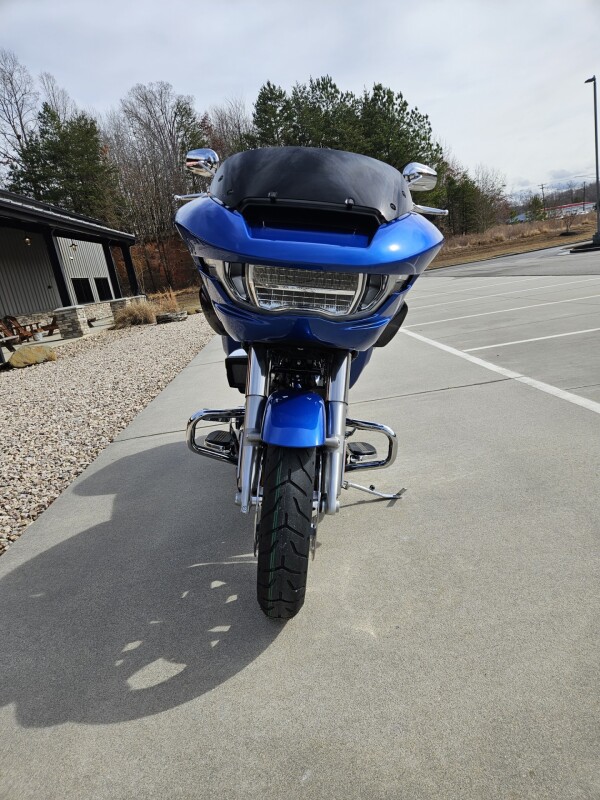 2025 Harley-Davidson Road Glide Blue Burst - Photo 3