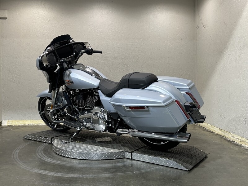 Harley-Davidson Street Glide 2025 FLHX 84539951 ATLAS SLV MTLIC - Photo 7