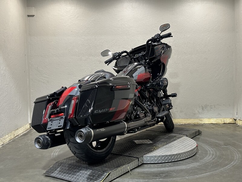 Harley-Davidson CVO Road Glide ST 2025 FLTRXSTSE 84555069 HOT LAP - Photo 8