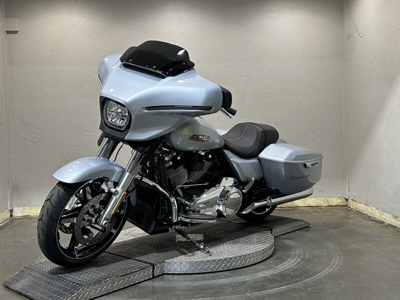 Harley-Davidson Street Glide 2025 FLHX 84539951 ATLAS SLV MTLIC - Photo 5