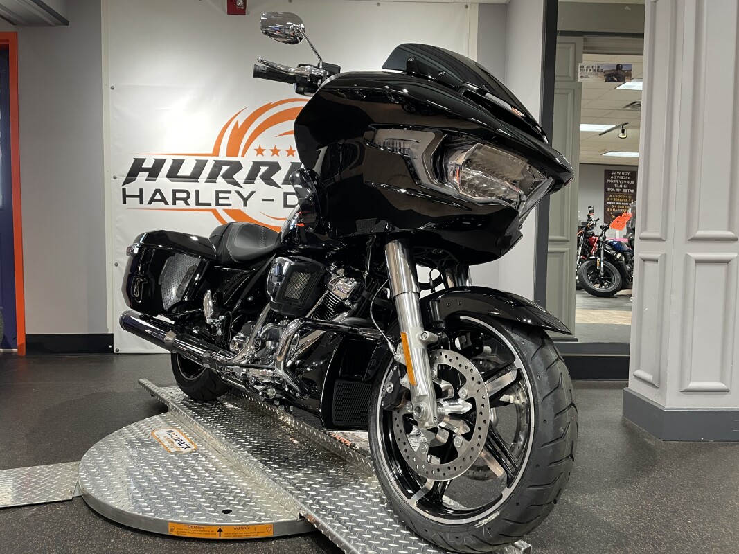 2025 Harley-Davidson Road Glide - Photo 2
