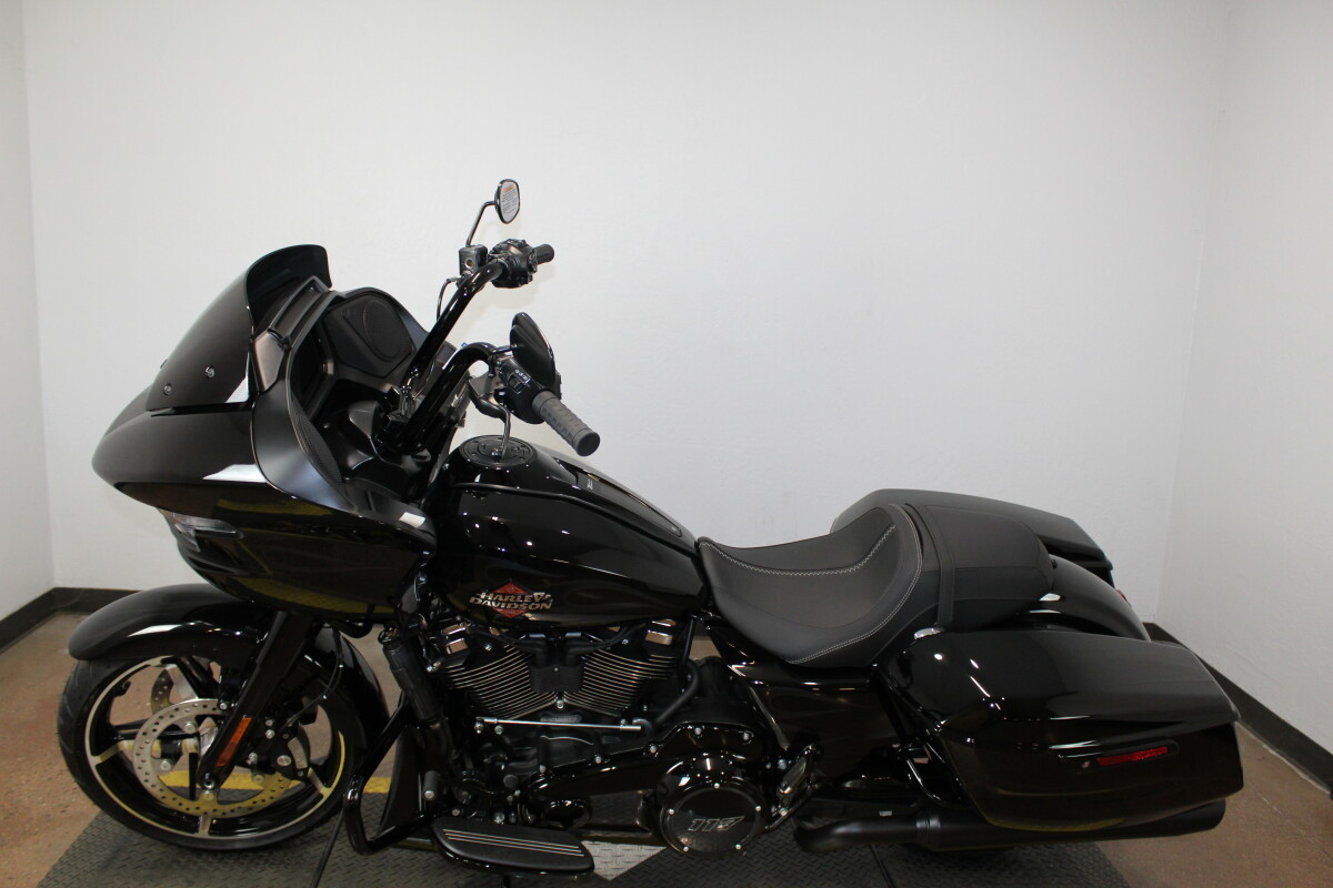 Harley-Davidson Road Glide 2025 FLTRX 84555063 MDNGHT FIRSTORM - Photo 7