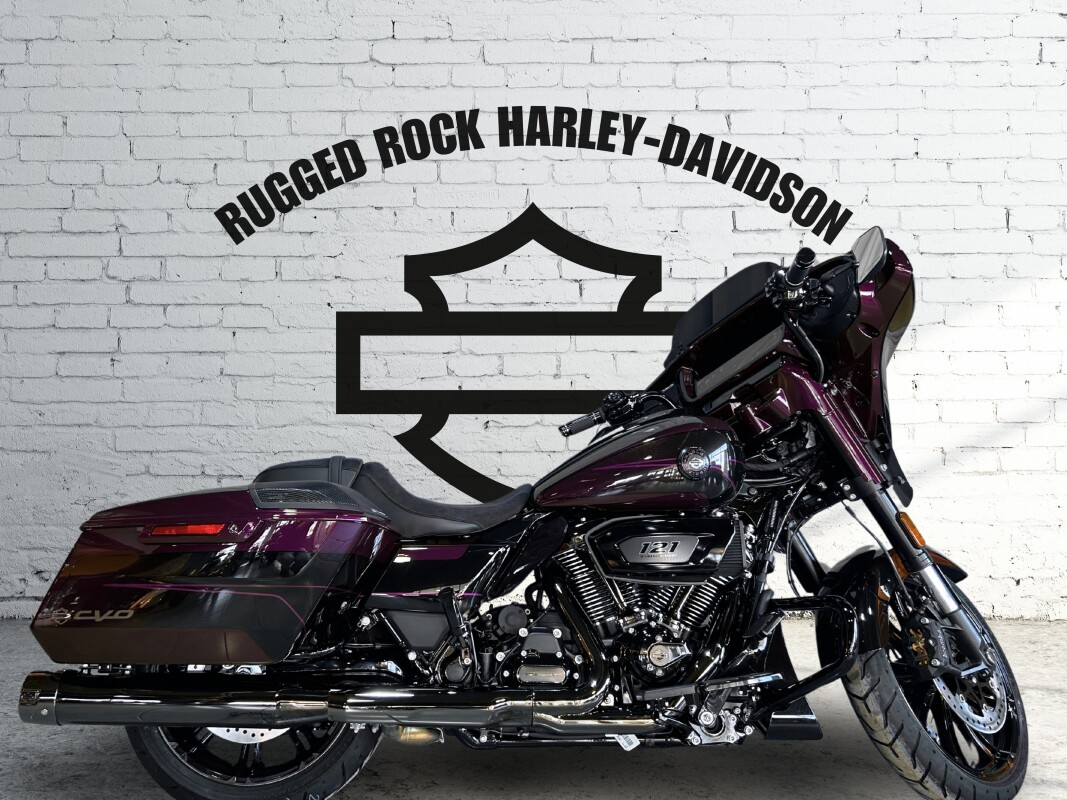 2025 Harley-Davidson<sup>®</sup> CVO™ Street Glide® Poison Berry