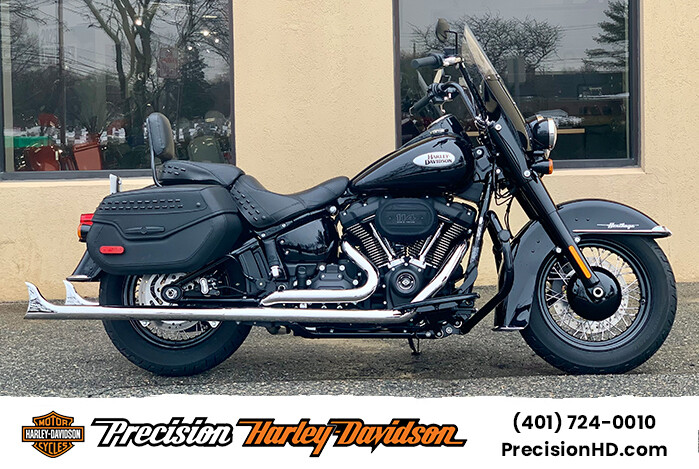 2024 Harley-Davidson<sup>®</sup> Heritage Classic FLHCS