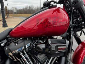 2025 Harley-Davidson<sup>®</sup> Low Rider<sup>®</sup> S Brilliant Red thumb 1