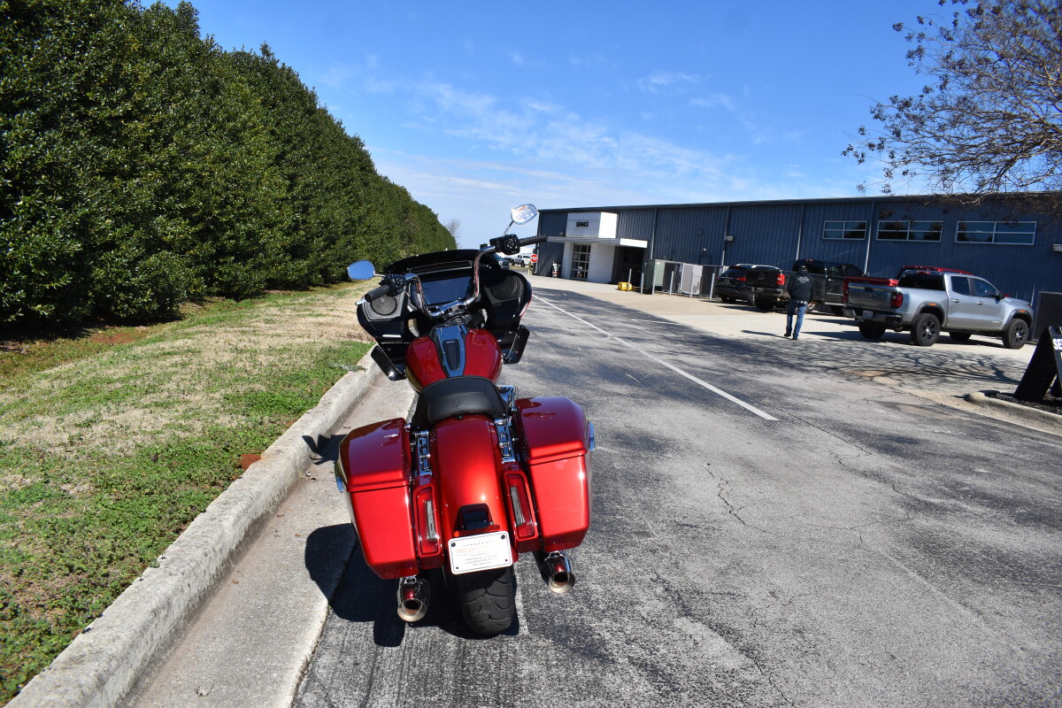 FLTRX 2025 Road Glide - Photo 10