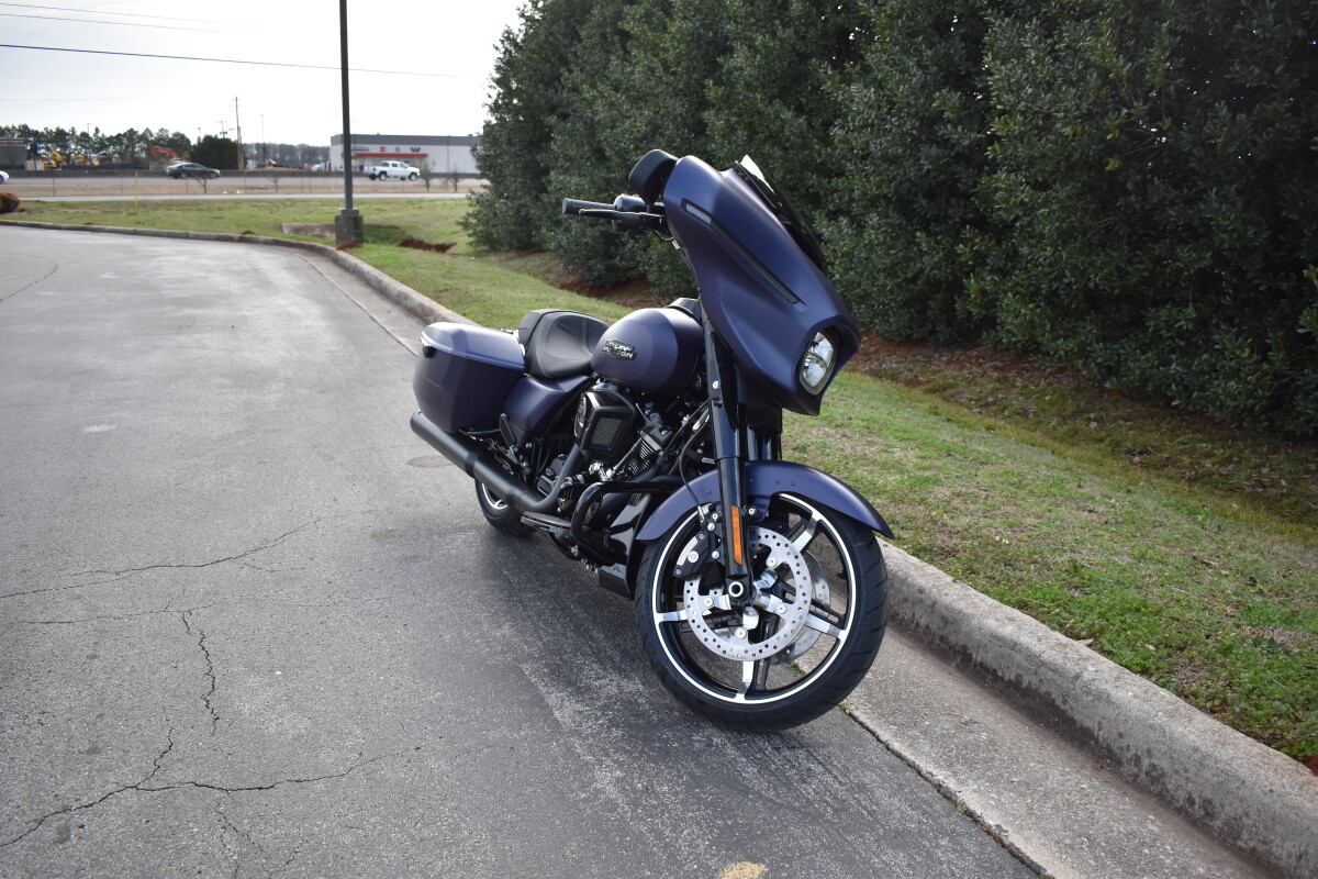 2025 Harley-Davidson Street Glide - Photo 4