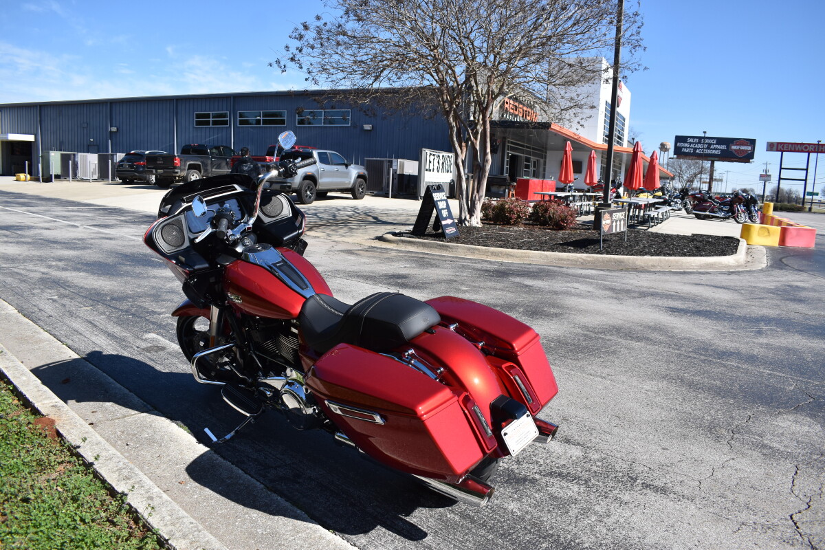 FLTRX 2025 Road Glide - Photo 9