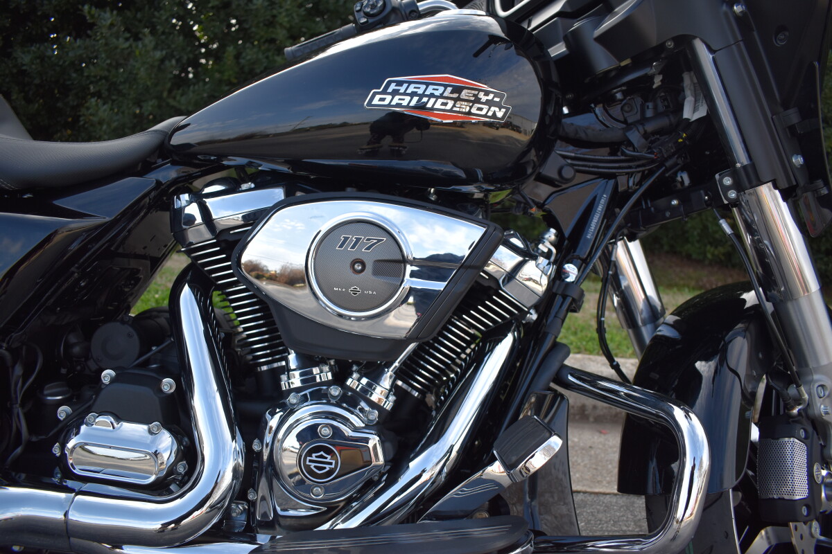 2025 Harley-Davidson Street Glide - Photo 2