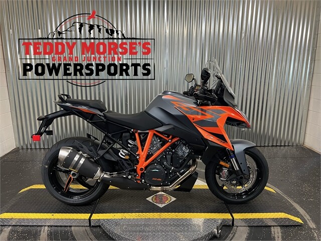 2024 KTM 1290 SUPER DUKE GT