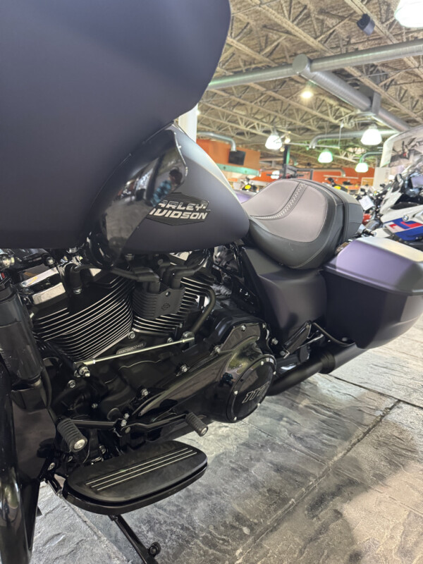 2025 Harley-Davidson Road Glide - Photo 8