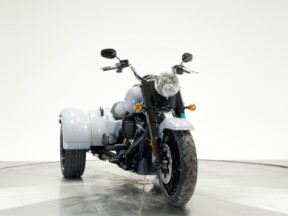 2025 Harley-Davidson FLRT Freewheeler in Billiard Gray thumb 1