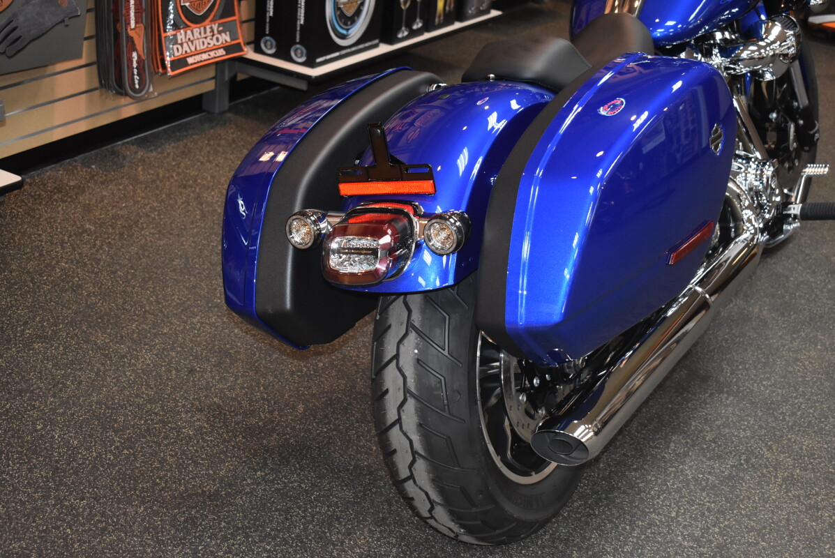 FXLRST 2025 Low Rider ST - Photo 4