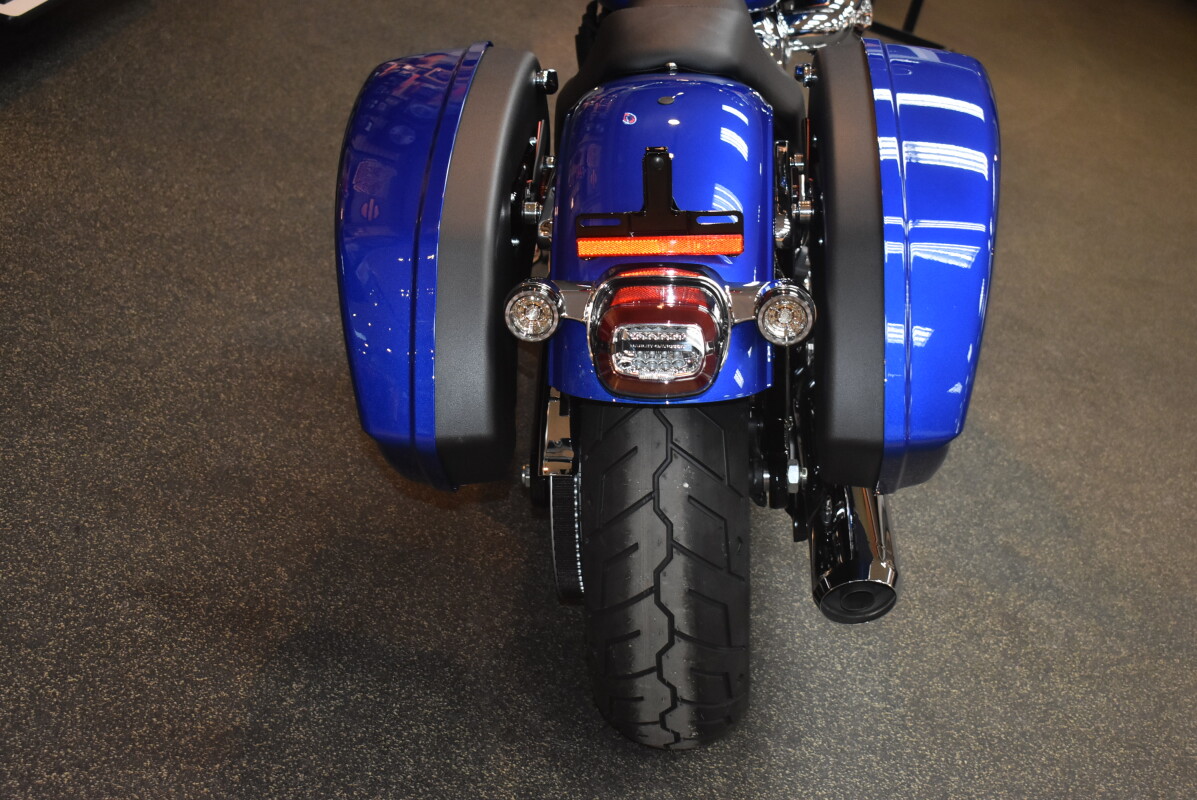 FXLRST 2025 Low Rider ST - Photo 5