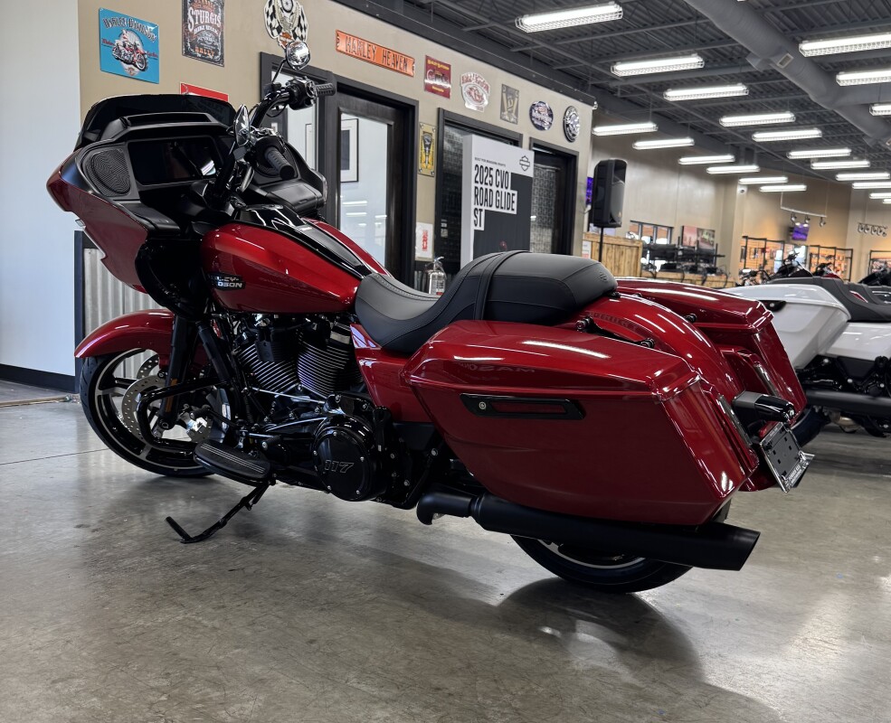 2025 Harley-Davidson Road Glide FLTRX - Photo 5