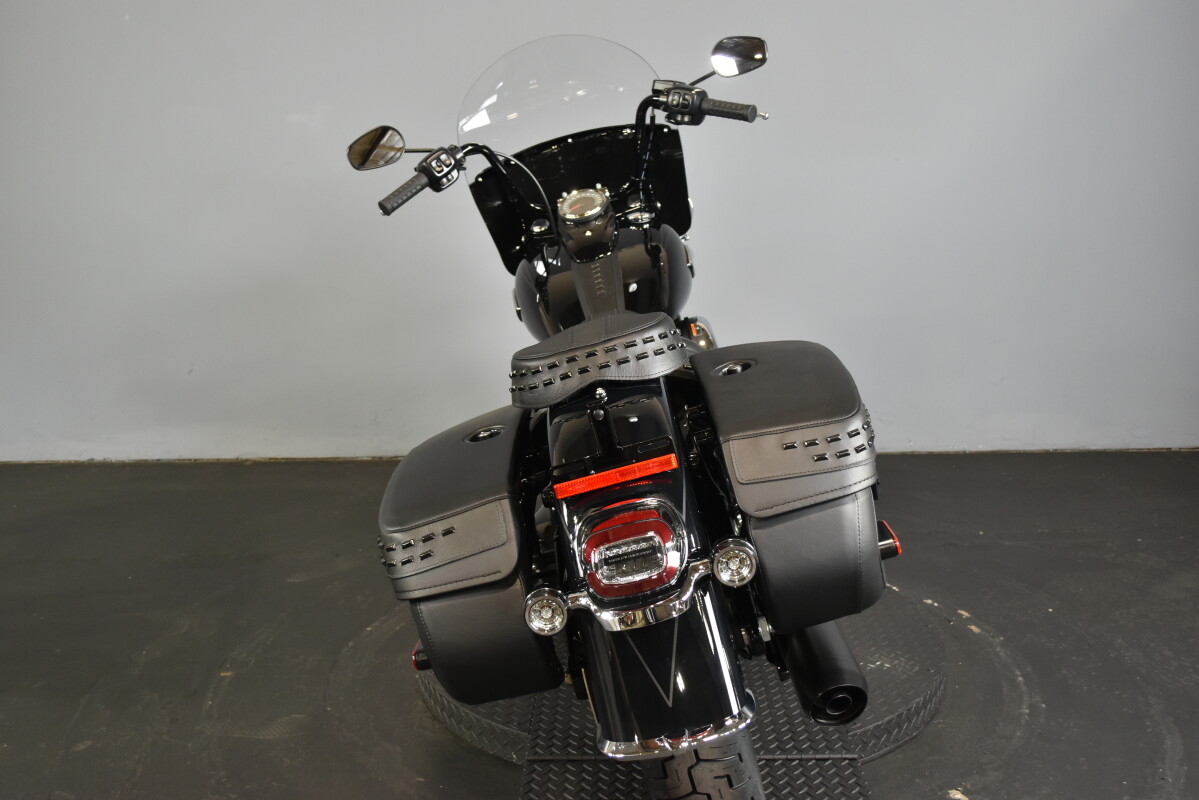 2025 Harley-Davidson Heritage Classic FLHC - Photo 7
