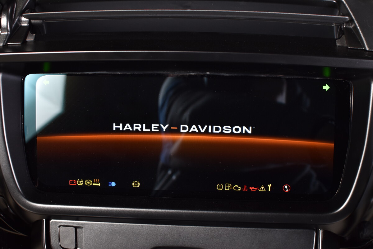 2025 Harley-Davidson Street Glide FLHX - Photo 9
