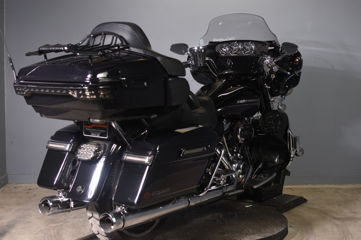 2021 Harley-Davidson CVO Limited FLHTKSE - Photo 10