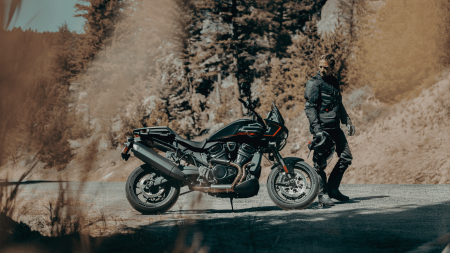 Michelin® Scorcher Tires for 2025 Harley-Davidson® Pan America® 1250 ST in New Port Richey