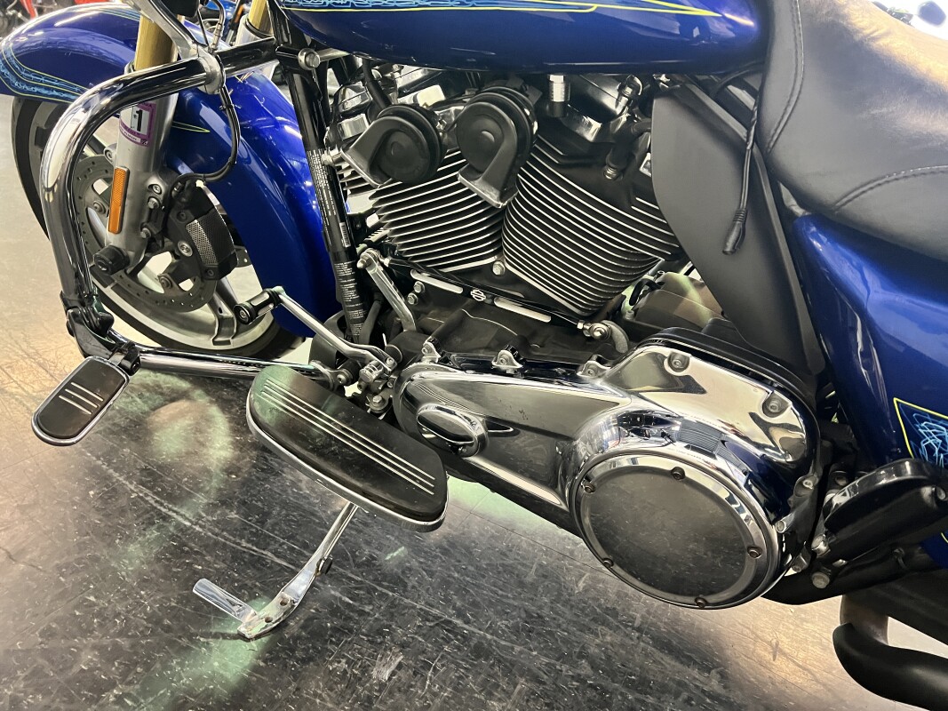 2019 Harley-Davidson Road Glide Blue Max FLTRX - Photo 8