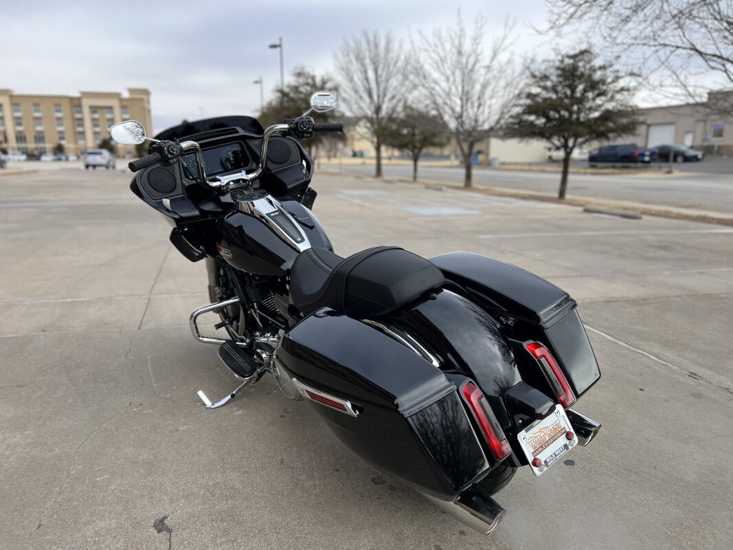2025 Harley-Davidson Road Glide Black - Photo 7