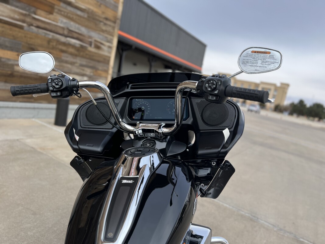2025 Harley-Davidson Road Glide Black - Photo 10