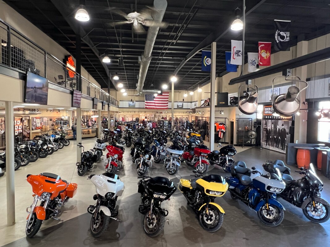 FLTRX 2025 Road Glide - Photo 8