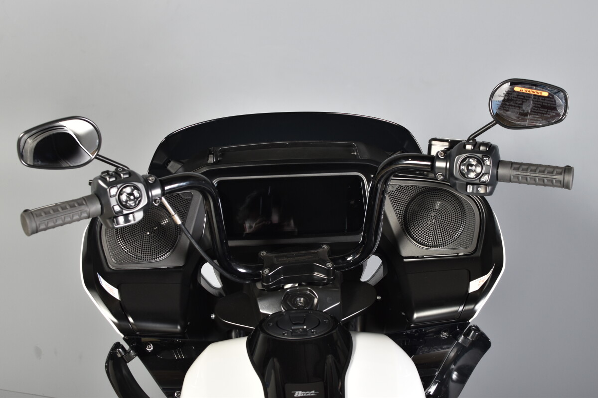 2025 Harley-Davidson Road Glide FLTRX - Photo 9