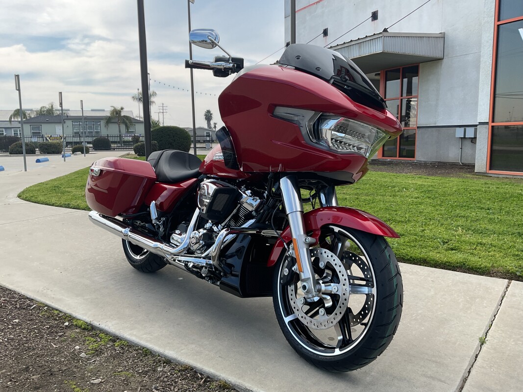 FLTRX 2025 Road Glide - Photo 3