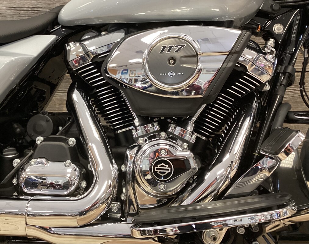 2025 Harley-Davidson Street Glide - Photo 5