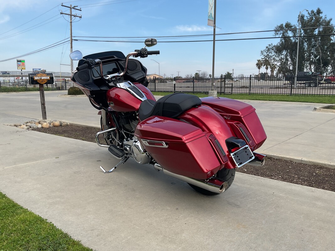 FLTRX 2025 Road Glide - Photo 4