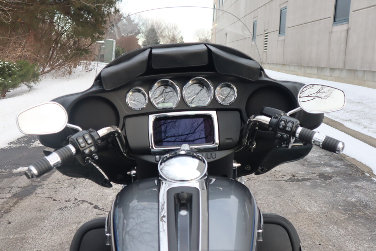 2021 Harley-Davidson Tri Glide Ultra FLHTCUTG - Photo 10