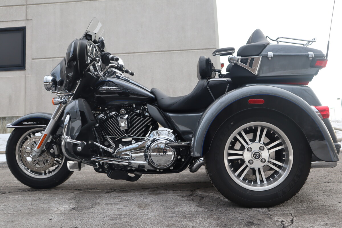 2021 Harley-Davidson Tri Glide Ultra FLHTCUTG - Photo 3