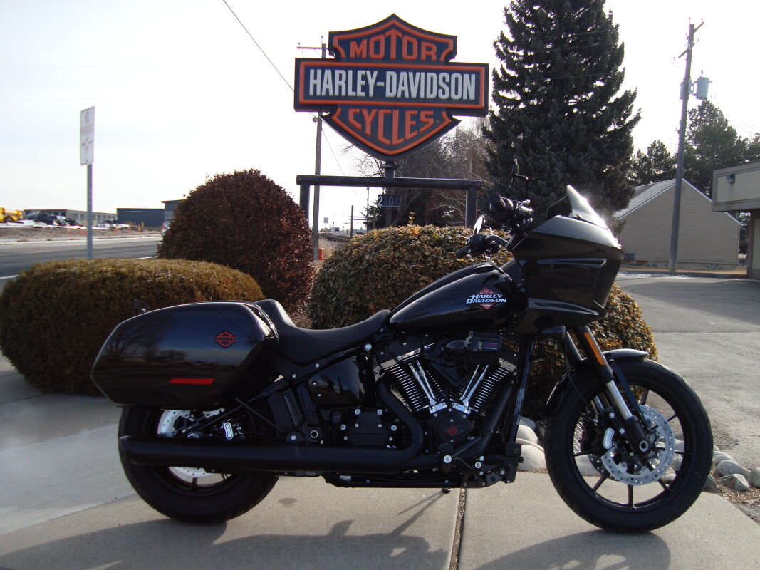 2025 Harley-Davidson Low Rider ST Midnight Firestorm