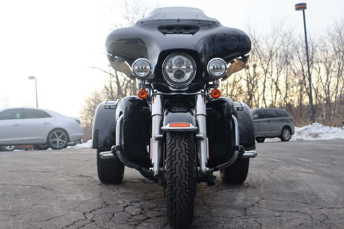 2019 Harley-Davidson Tri Glide Ultra FLHTCUTG - Photo 3