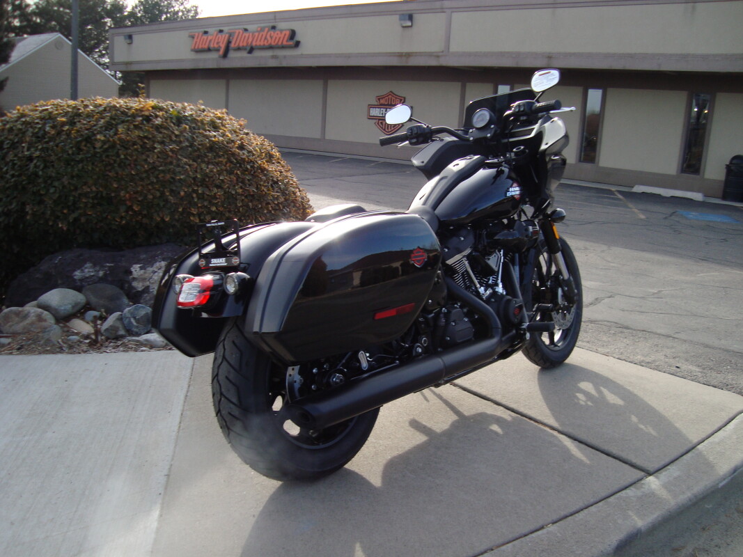 2025 Harley-Davidson Low Rider ST Midnight Firestorm - Photo 3