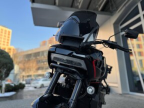 2025 Harley-Davidson<sup>®</sup> Pan America® 1250 ST Vivid Black thumb 0