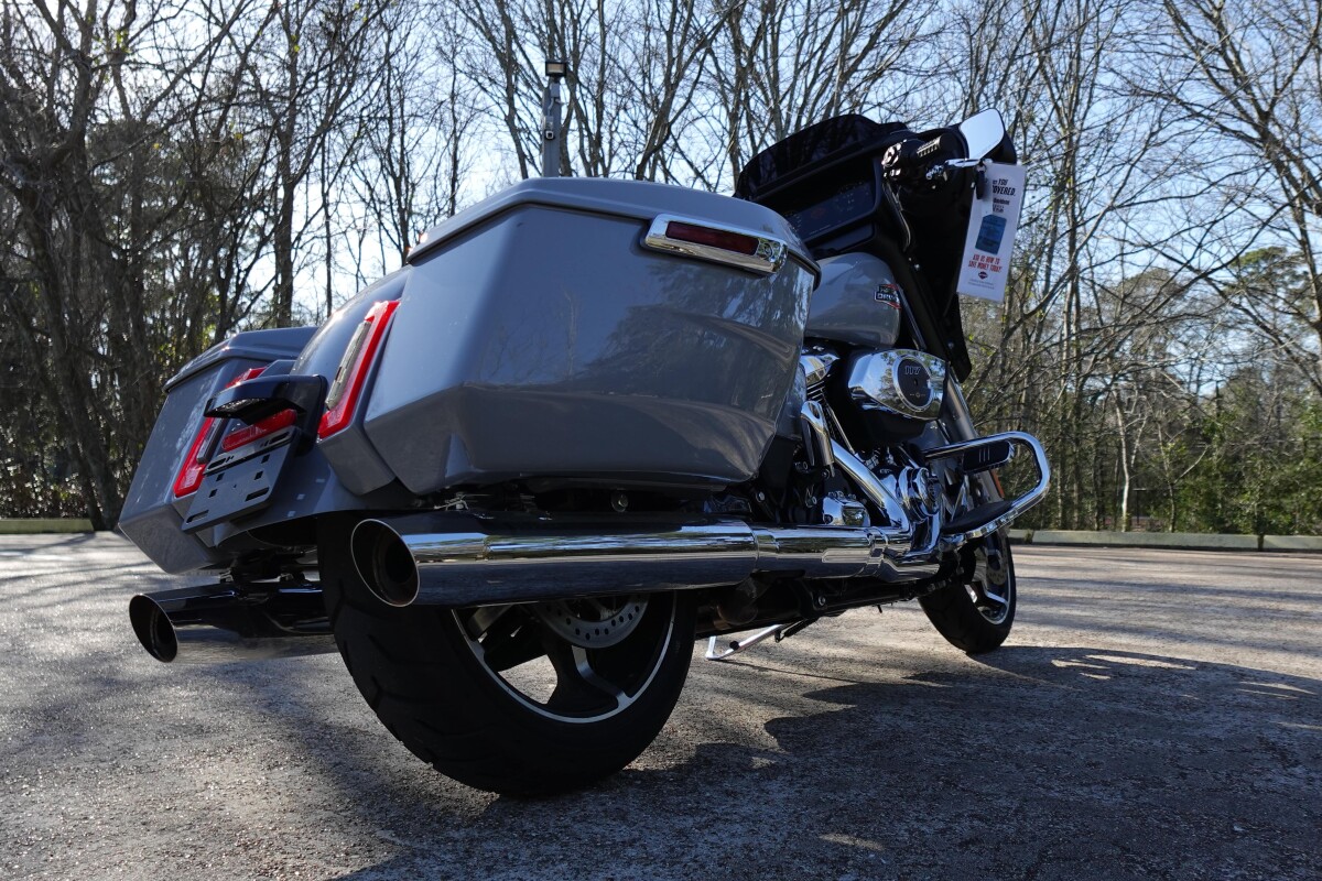 2024 Harley-Davidson Street Glide FLHX - Photo 10