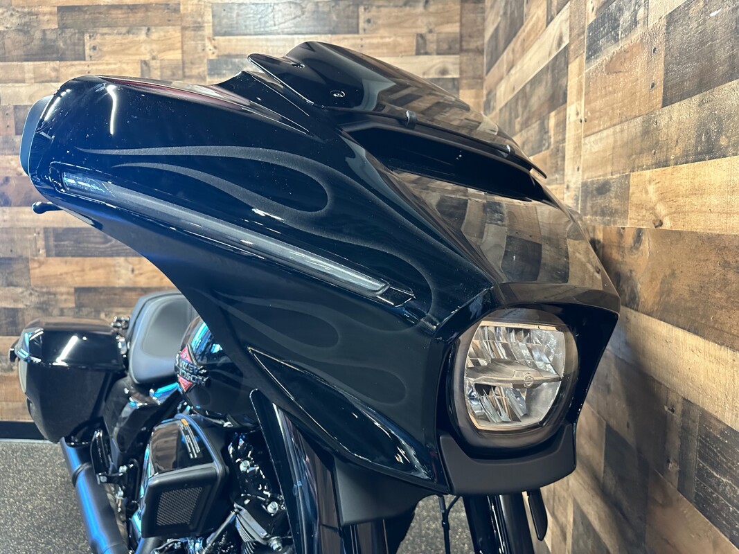 2025 Harley-Davidson Street Glide Midnight Firestorm - Black Finish FLHX - Photo 4