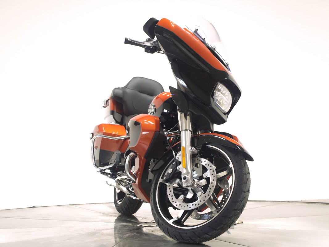 2025 Harley-Davidson FLHXU Street Glide Ultra in Whiskey Fire/ Vivid Black - Photo 3