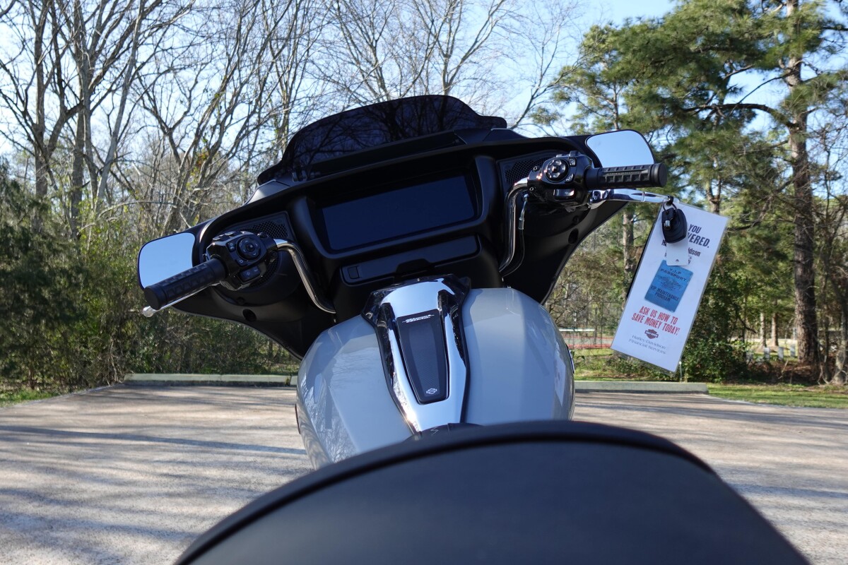 2024 Harley-Davidson Street Glide FLHX - Photo 8