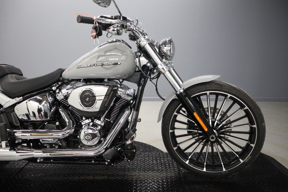 2025 Harley-Davidson Breakout FXBR - Photo 10