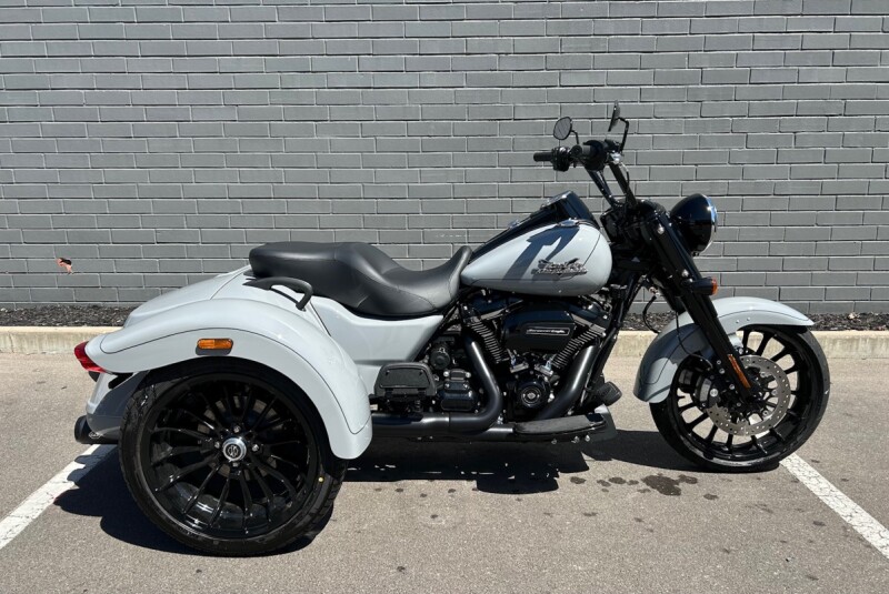 2024 FLRT Freewheeler Trike 114ci