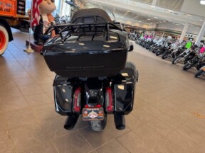 2025 Harley Davidson Street Glide Ultra FLHXU thumb 2
