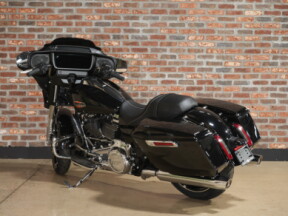 FLHX 2025 Street Glide® thumb 0
