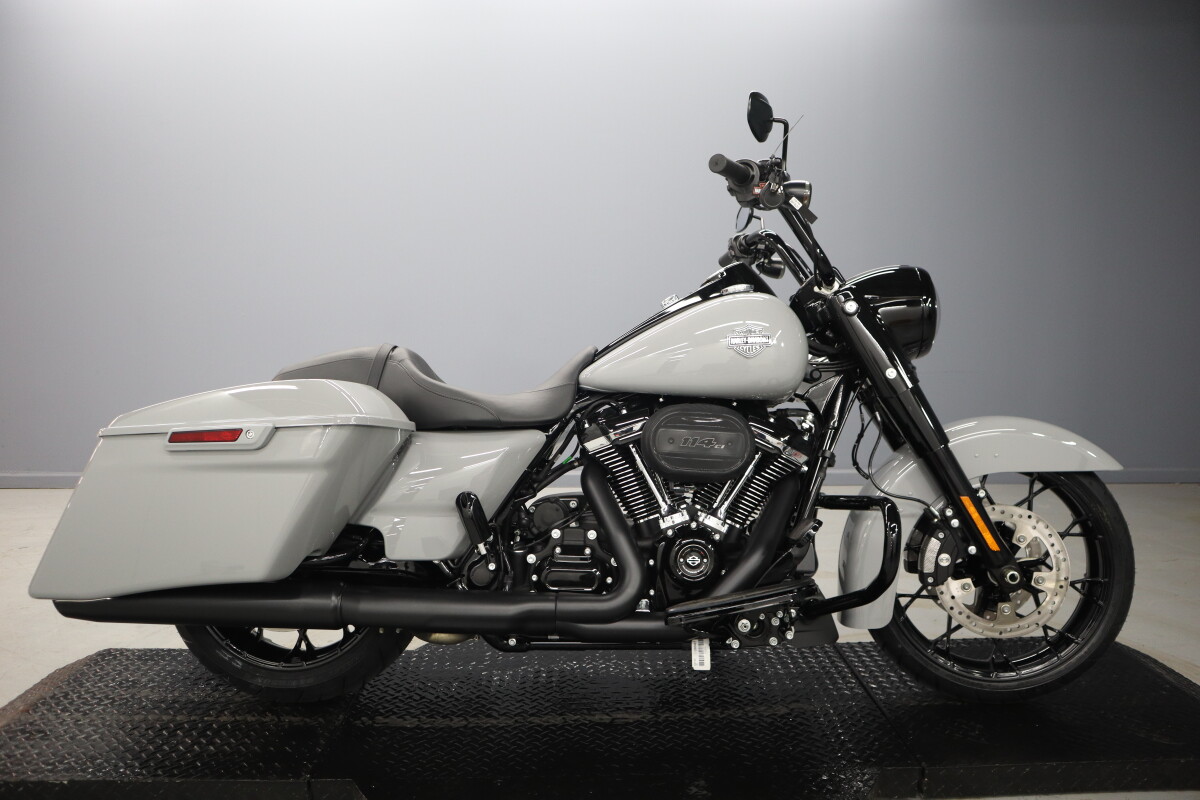 パーレー 2025 Harley-Davidson® Road King® Special FLHRXS | Riverside