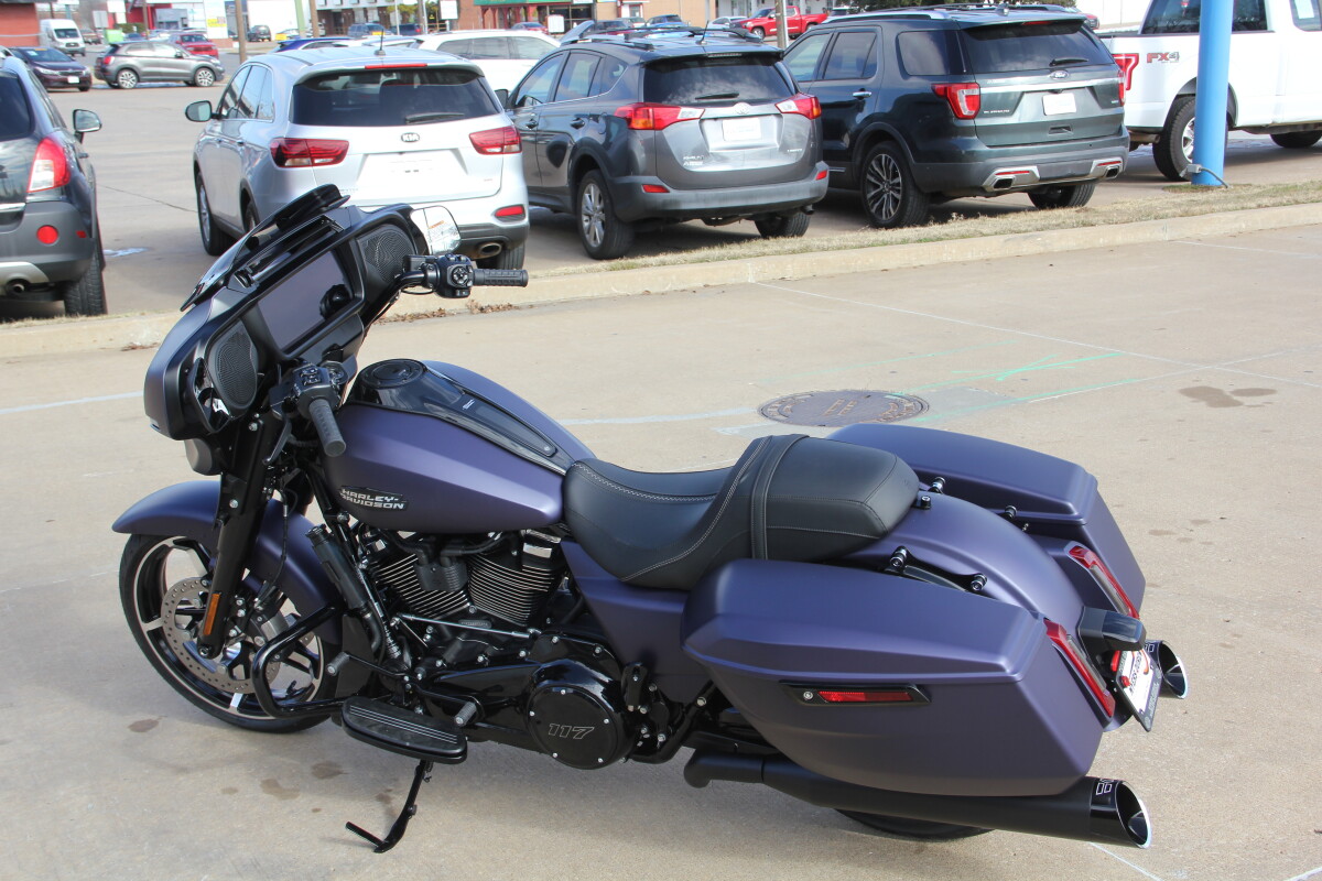 2025 Harley-Davidson Street Glide Purple Abyss Denim - Black Finish - Photo 7