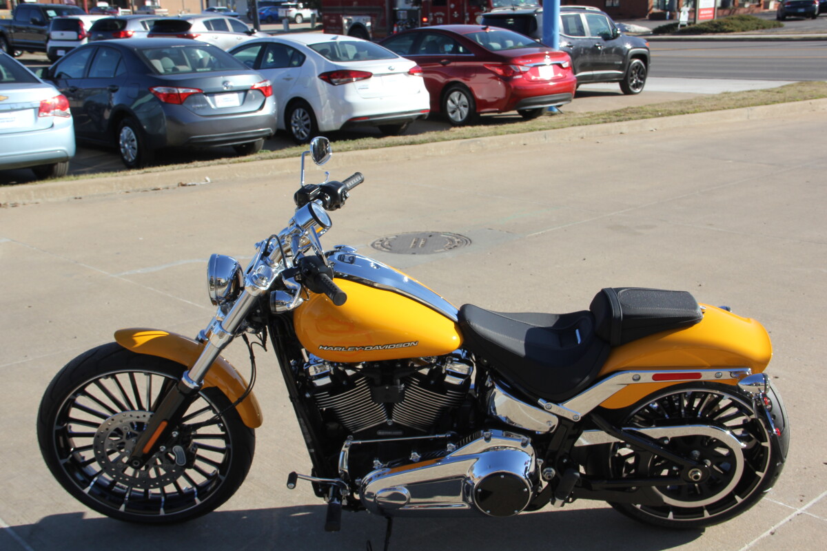 2025 Harley-Davidson Breakout Centerline - Photo 3