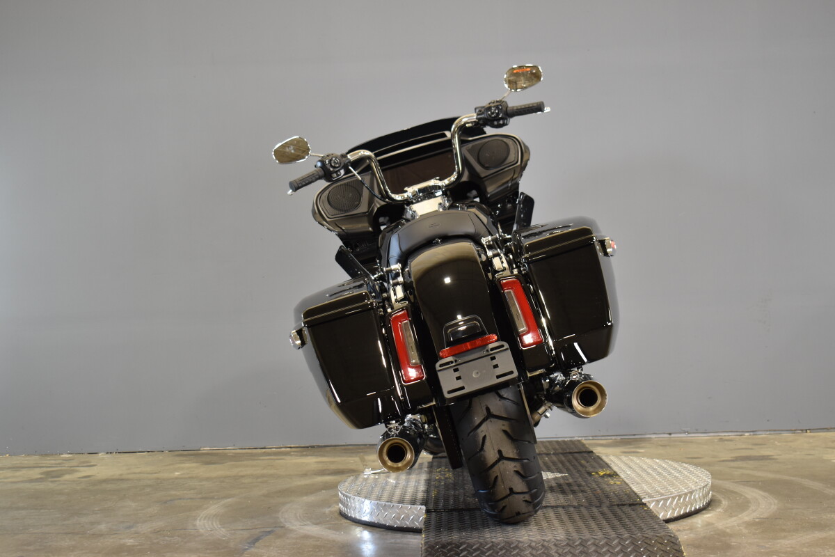 2025 Harley-Davidson® Road Glide™ FLTRX, photo 7