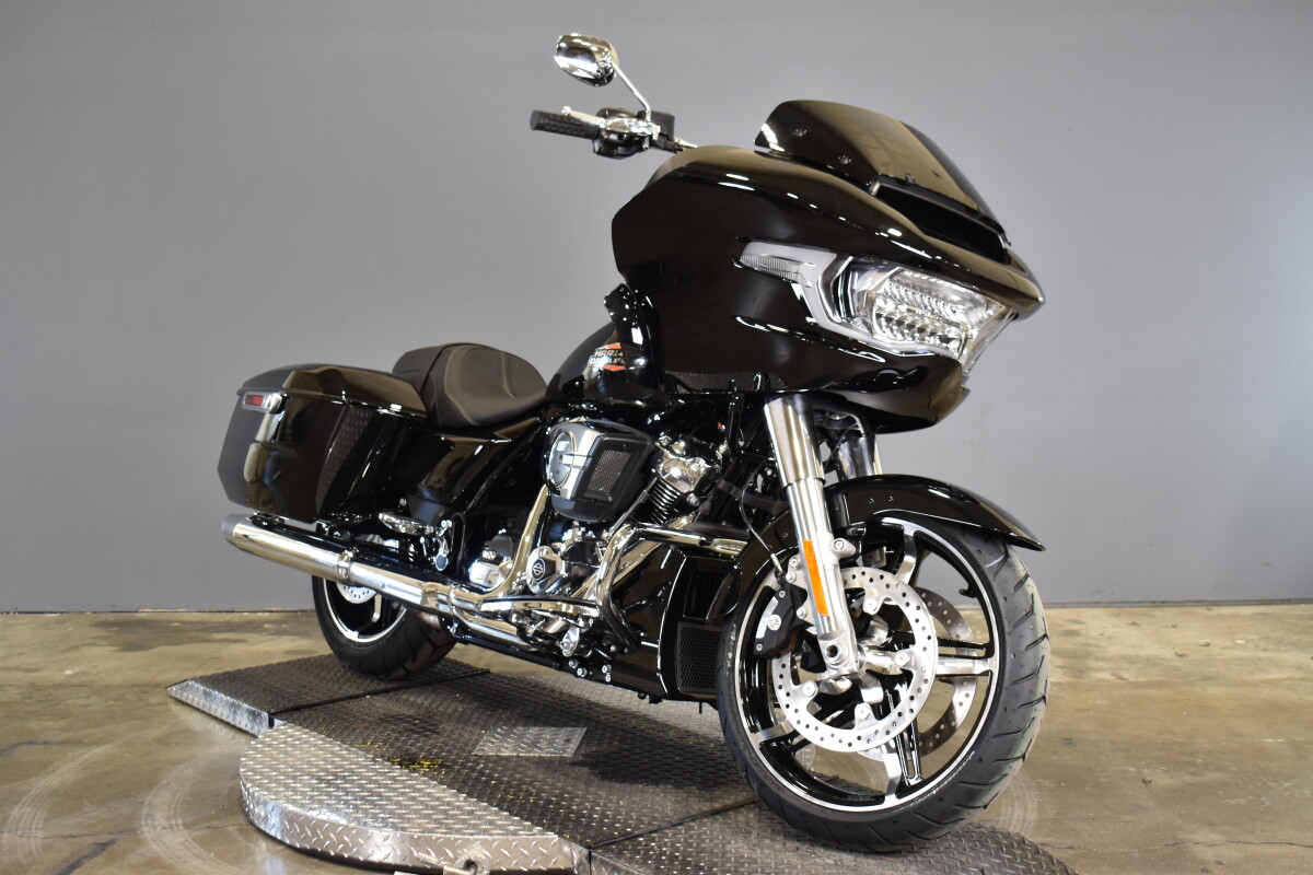 2025 Harley-Davidson® Road Glide™ FLTRX, photo 20
